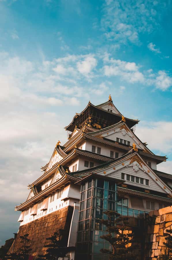 Osaka private Luxury Vehicle Tour:Freely Customized - Tsutenkaku and the Shinsekai mood