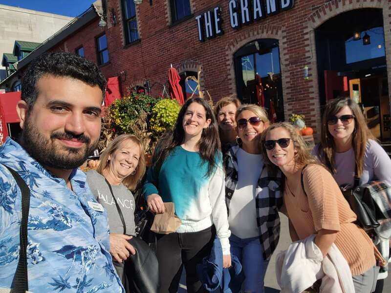 Ottawa: Evening Taste of the ByWard Market Food Tour - Why a guide helps in ByWard Market