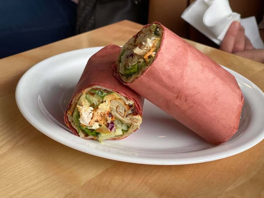 Ottawa: Taste of the ByWard Market Food Tour - Meeting chefs and food artisans