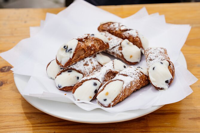 Palermo Original Street Food Walking Tour by Streaty - How much food and drink do you receive?