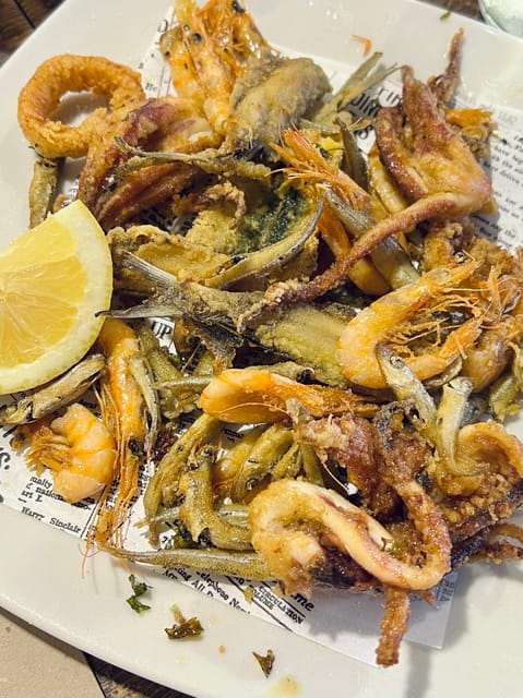Palermo: Street Food Tour & Sicilian Wine Tasting - Key points at a glance