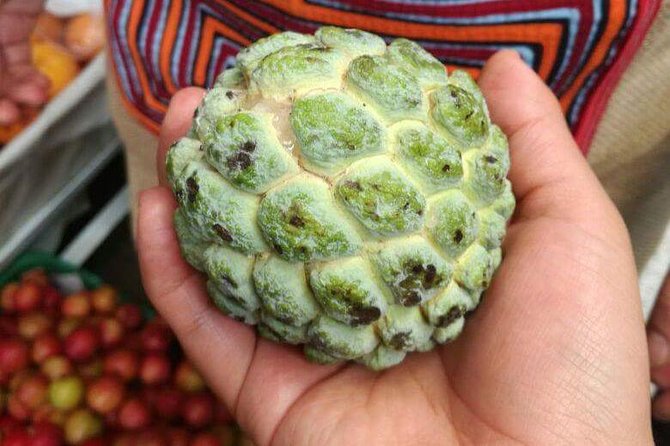 PALOQUEMAO MARKET FOOD TOUR. EXOTIC FRUIT. LOCAL SNACKS. /Min 2 pax - Why Paloquemao is a strong first stop for food lovers