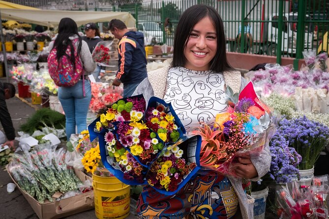 PALOQUEMAO MARKET FOOD TOUR. EXOTIC FRUIT. LOCAL SNACKS. /Min 2 pax - Is $69 per person good value?