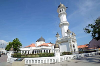 Penang: Trishaw Ride and Hawker Center Food Tour