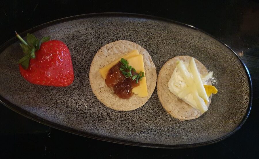 Perth: Guided Food Walking Tour - Wendy’s Perth stories give the walk its character