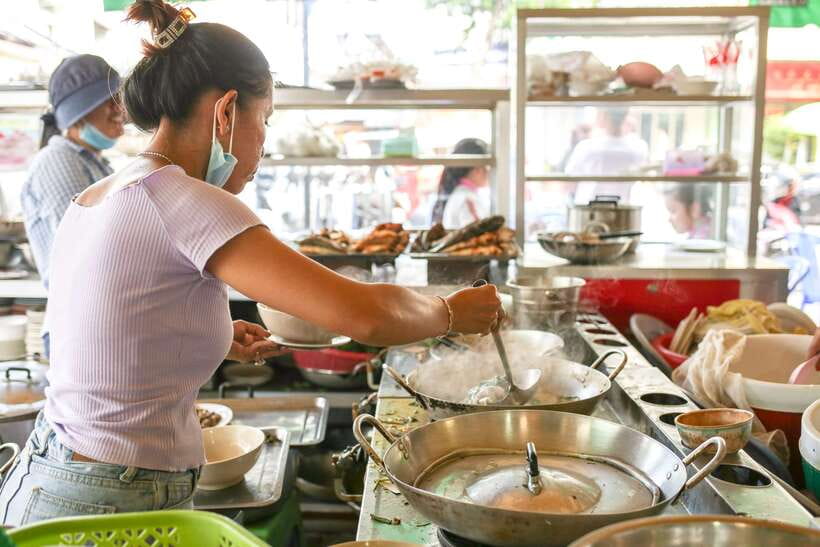 Phnom Penh: Culinary Underground Local Food Tuk-Tuk Tour - Roasted meats from a ceramic jar