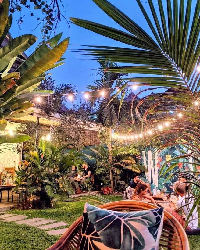 Phnom Penh's Ultimate Street Food Tour by Tuk Tuk - Phsar Kandal keeps the evening local