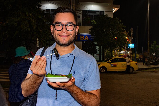 Phu Quoc Street Food Tour - Eat with Locals, Drink with Locals - A 30-year-old banh mi trolley