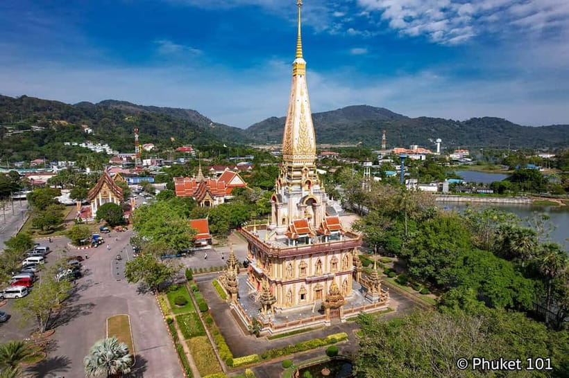Phuket Half Day : Sightseeing Tour + Night Market + Guide - Café break, honey, souvenirs, and cashews
