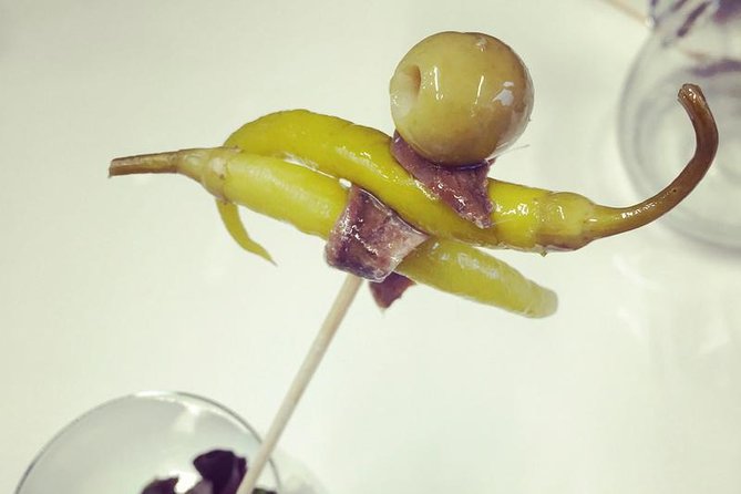 Pintxo and Tapas tour with local Food Expert - From the Guggenheim to Bilbao’s food culture