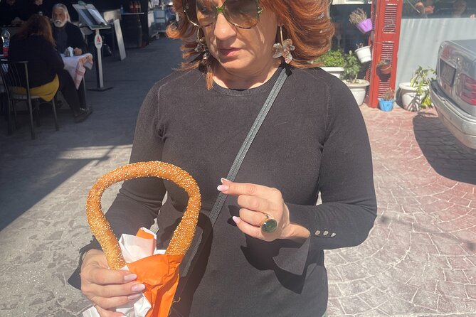 Piraeus Food Walking Tour - Who should book this experience