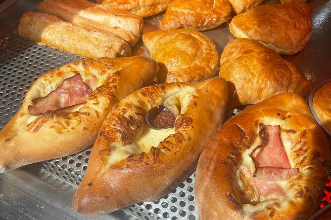 Piraeus Street Food Walking Tour - Why this Piraeus food walk makes sense