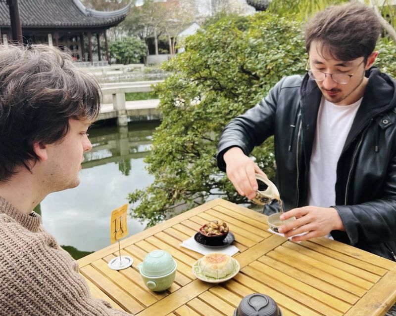 Portland: Food Walking Tour - Booking details that affect your decision