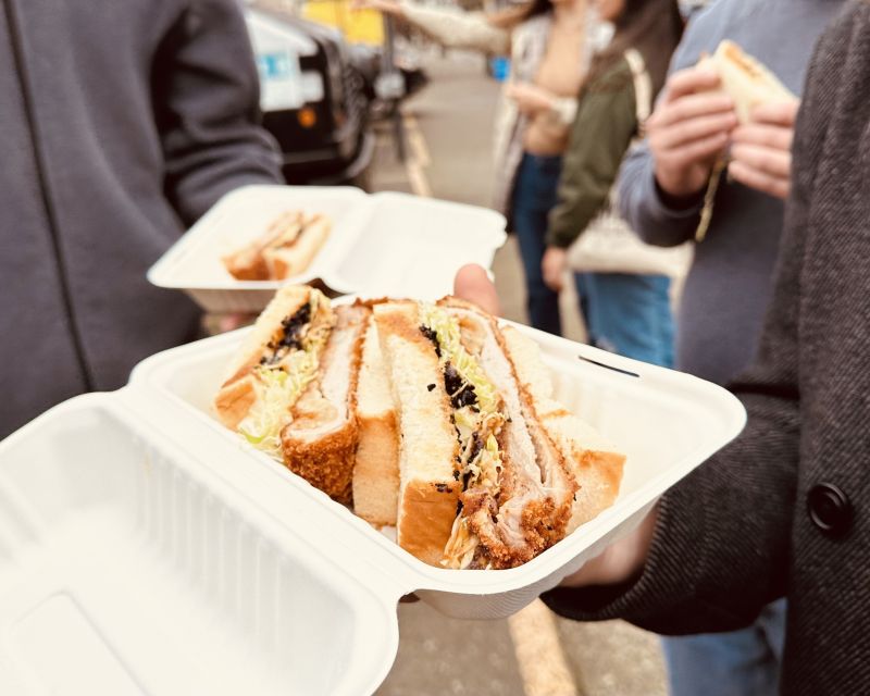Portland: Food Walking Tour - The final drink and the double-decker bus
