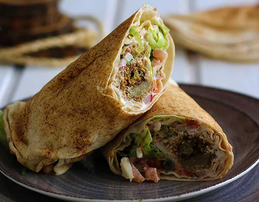 Private Dubai Local Food Tour - How the guides shape the experience