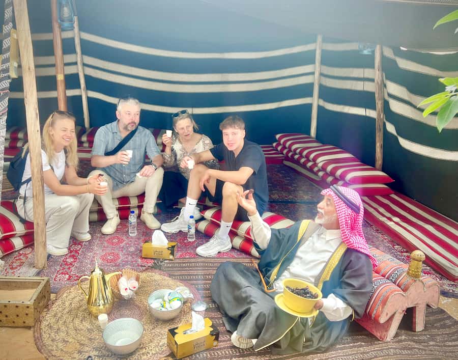 Private Dubai Old Town Tour,street food,Boat & Museums - Street food: a useful taste of local life
