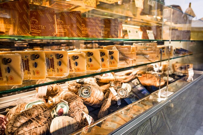 Private Half Day Parma Food Walking Tour - Parma’s casual side at a sandwich shop