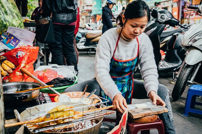 PRIVATE Hoi An Ancient Town - Night Market Street Food By Night - Who should book this experience?