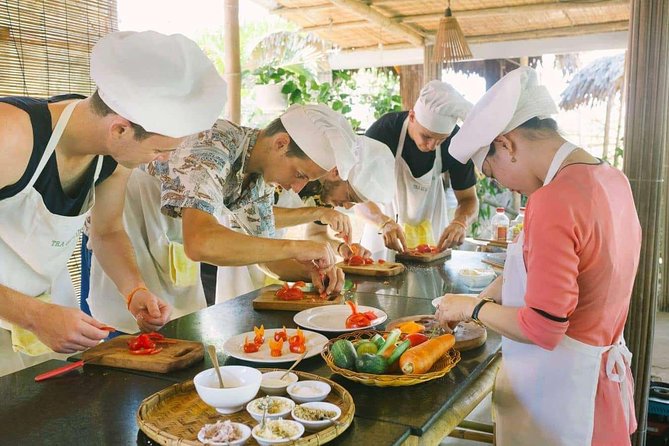Private HoiAn Ancient Town Night Market Street food tour by Night - The guides and the value of local storytelling
