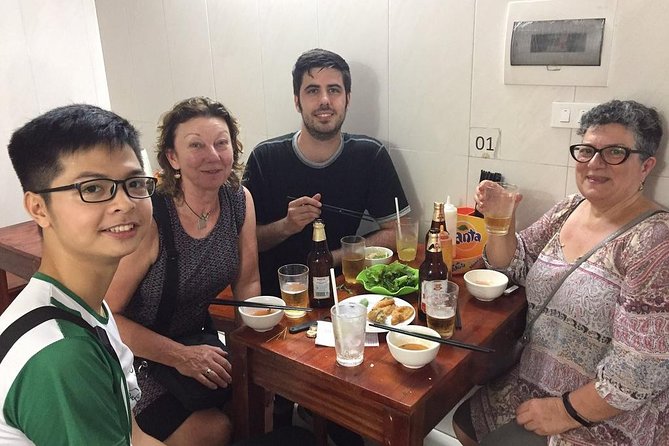 (Private/Motor/Cutural) Street food experience in Hanoi old quarter - Train Street, with an important practical warning