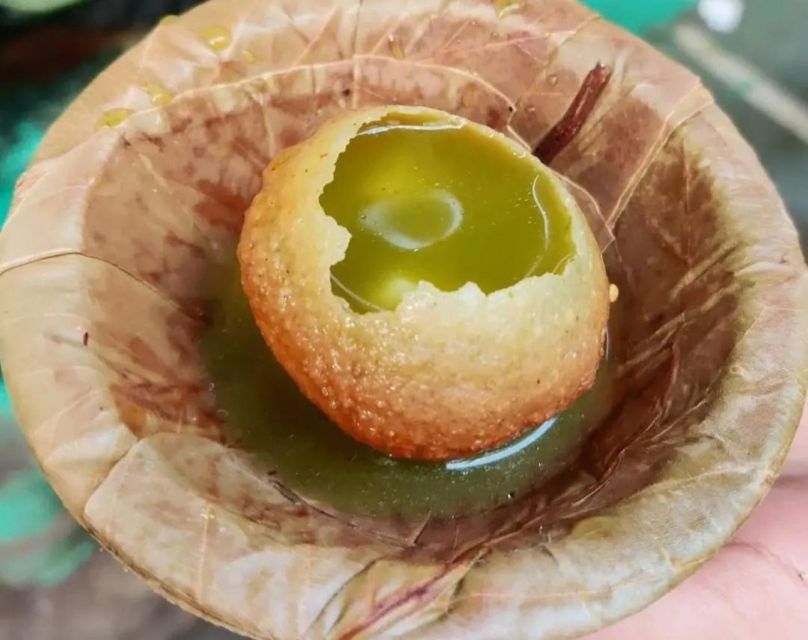 Private Mumbai Street Food Tasting Tour - Starting in Mumbai’s historic Fort area