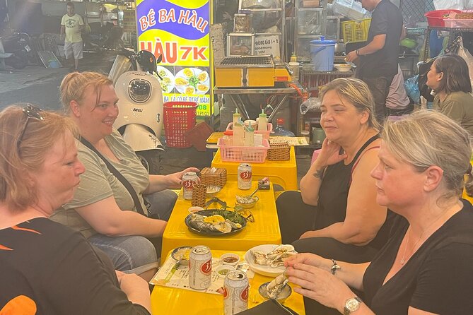 Private Street Food Discovery by Cyclo at Night in Ho Chi Minh - Who Should Book This Food Tour