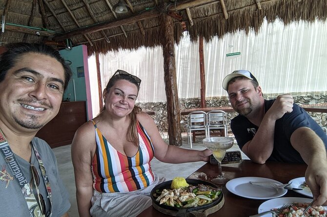 Private Tacos and Bar Hopping Tour in Cozumel - Meeting JC near the cruise terminals