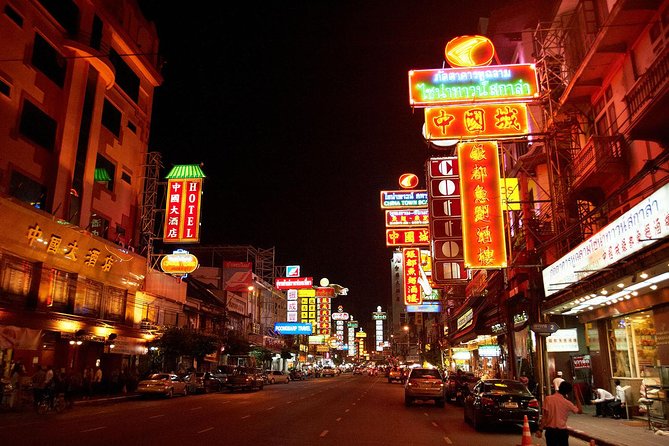 Private Tour : Bangkok Night Tour and Street food By Tuk Tuk and Boat - Khao San Road on Foot and by Tuk-Tuk