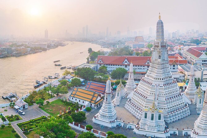 Private Tour - Top 3 Major Monuments (Grand Palace, Wat Pho, Wat Arun) - Crossing the Chao Phraya by boat