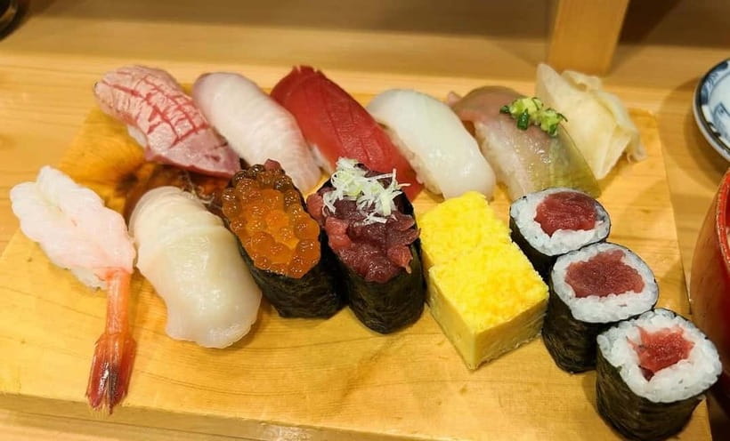 Private Toyosu & Tsukiji Market Adventure with Tuna Auction - Eating your way through Tsukiji Outer Market