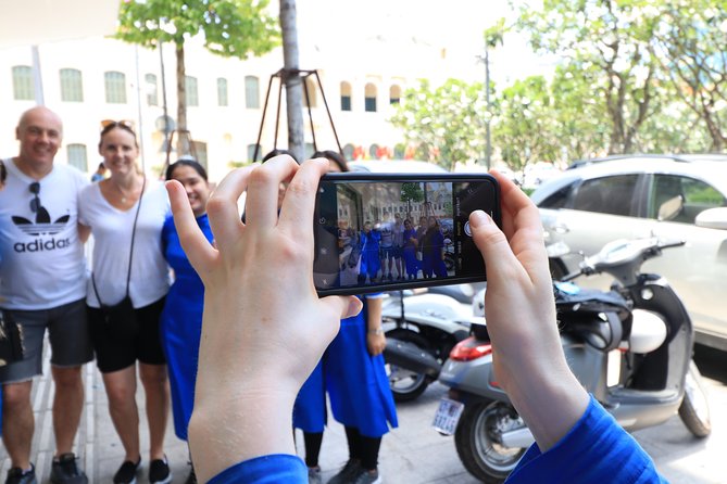 PRIVATE Walking STREET FOOD with GIRLPOWER locals - Walking, riding, and the practical details