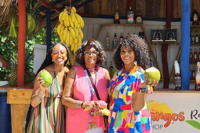 Puerto Plata Street Food : Eat Like a Local - Papi Sánchez: pastries to finish the route