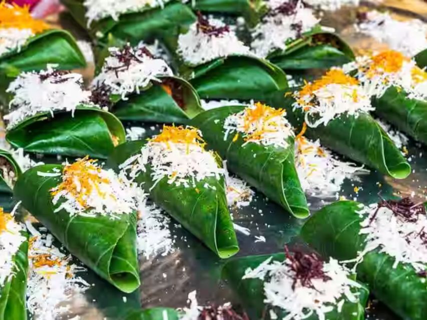 Pune:Food Walking Tour with Breakfast, Lunch & Dinner Option - Three neighborhoods, three different food moods