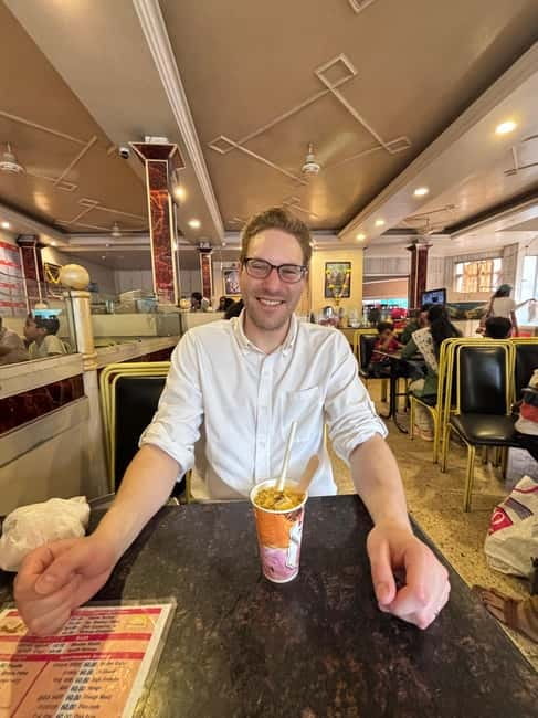 Pune:Food Walking Tour with Breakfast, Lunch & Dinner Option - Afternoon around FC Road: modern Pune on a plate