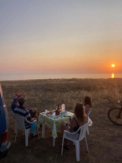 Punta Bianca Adventure: E-bike & Street Food in Sicily's wild nature - A picnic with Sicilian flavors