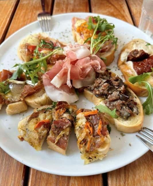 Rialto Street Food Tour & Stories: A Taste of Venice - Why a Rialto food walk works so well