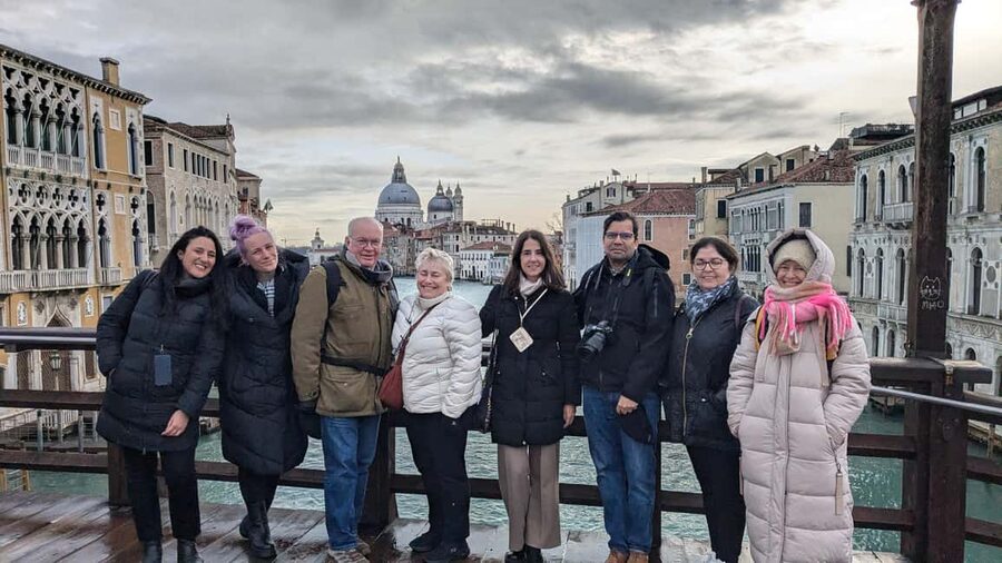 Rialto Street Food Tour & Stories: A Taste of Venice - Cicchetti and a drink in a Venetian bacaro