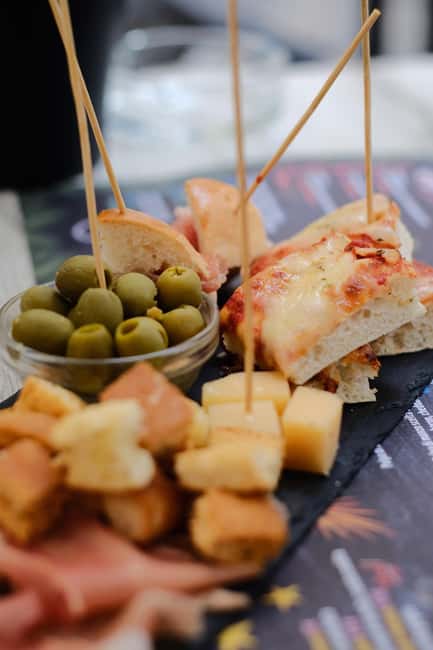 Rimini: Aperitivo & Street Food Tour Delights with a Local - Key points to know before booking
