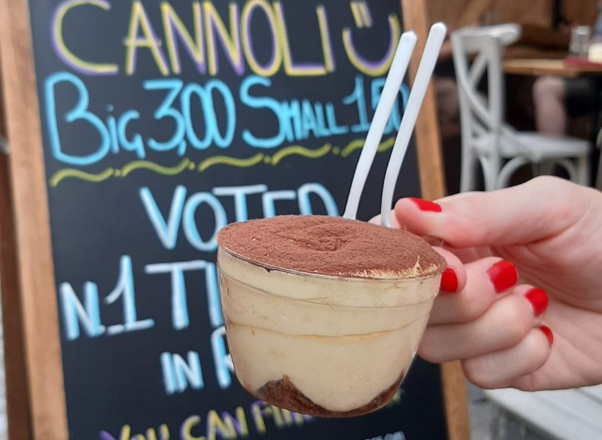 Rome: Aperitivo & Street Food Tour Delights - Thin, crisp Roman pizza
