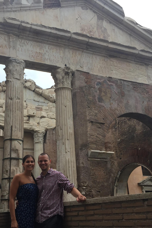 Rome: Campo de Fiori & Ghetto Street Food Sightseeing Tour - Gelato at Largo Argentina