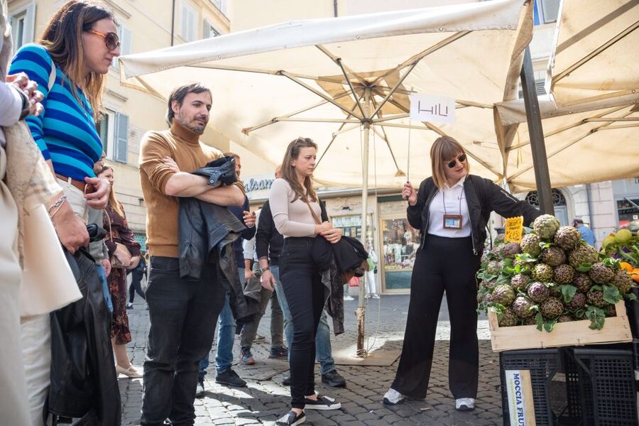 Rome: Campo de'Fiori Neighborhood Food Walking Tour - Key points to know before booking