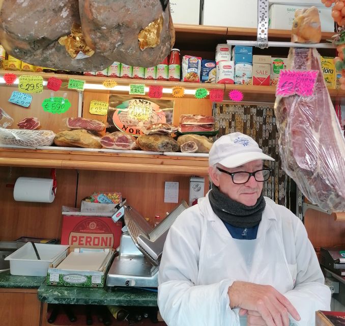 Rome: Guided Testaccio Market Food Tour with Tastings - Walking through Testaccio Market