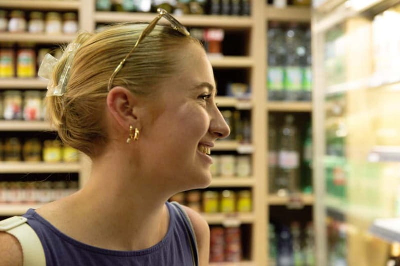 Rome: Local Food and Wine Tour in Trastevere & Heart of Rome - Ending with artisan gelato at Gelateria del Viale