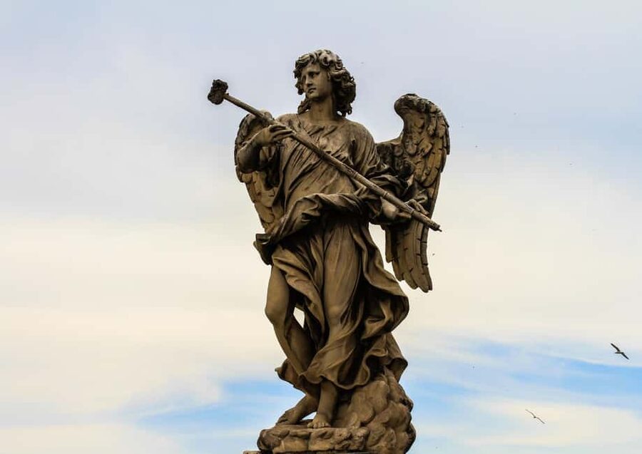 Rome Secrets: Dark History & Tasty Bites Tour - Campo de’ Fiori and the shadow of Giordano Bruno