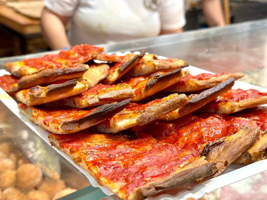 Rome Street Food: Delights at Campo dei Fiori & Ghetto Area - Campo de Fiori begins with market food