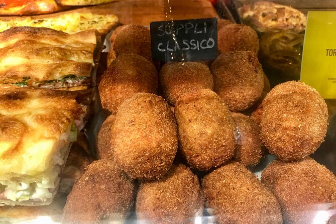Rome: Street Food Tour with Local Guide - Finishing with gelato near Sant’Eustachio