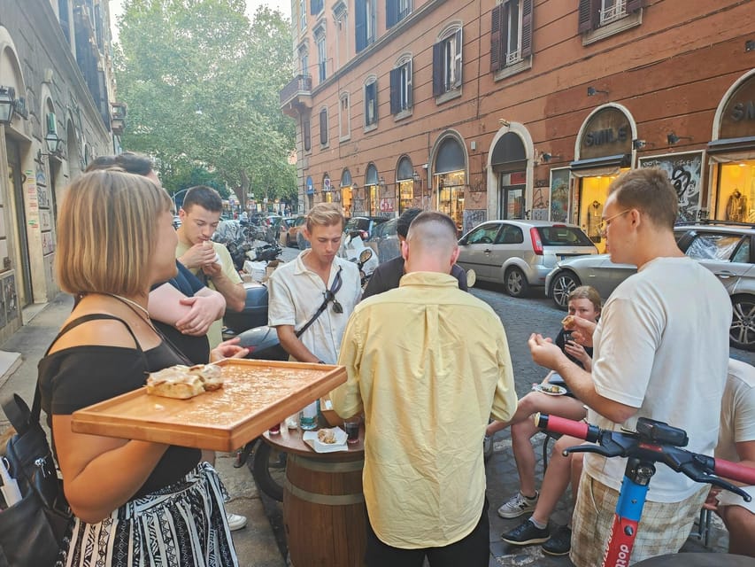 Rome: Trastevere & Campo de Fiori Street Food Walking Tour - First tastings: pizza, fried rice, and Roman habits