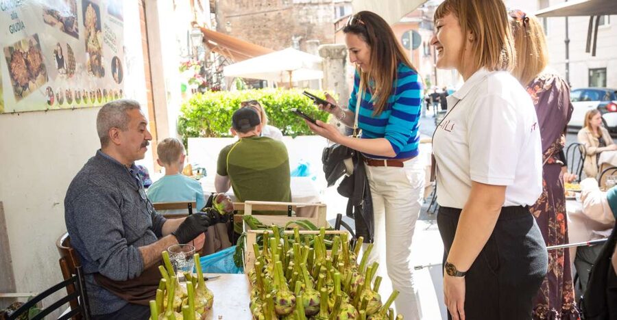 Rome: Trastevere & Campo de Fiori Street Food Walking Tour - Starting at Piazza San Simeone