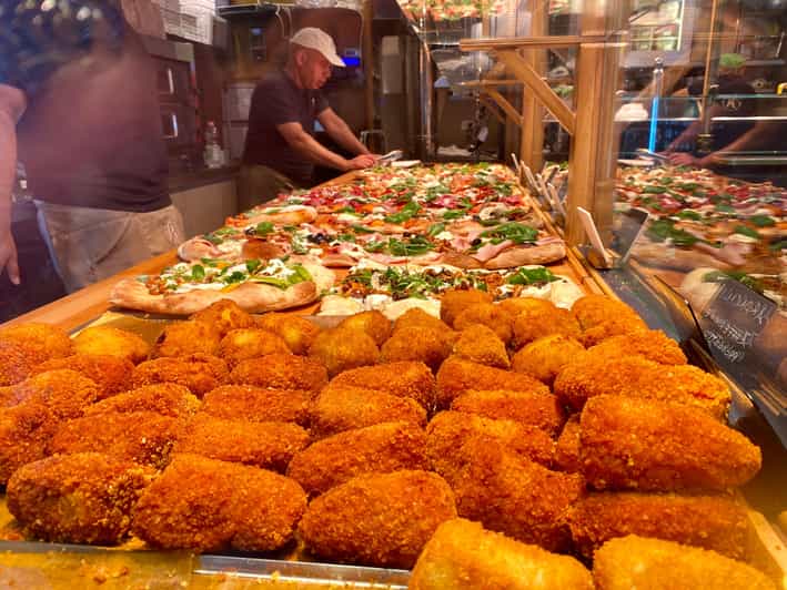 Rome: Trastevere Food Walking Tour with Beer and Wine - Vicolo dell’Atleta and the first tastes