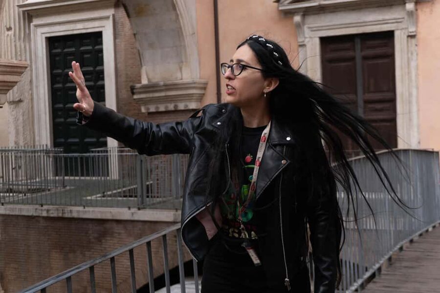 Rome: Vegan Street Food Tour with Local Guide - Why this vegan Rome food tour is different